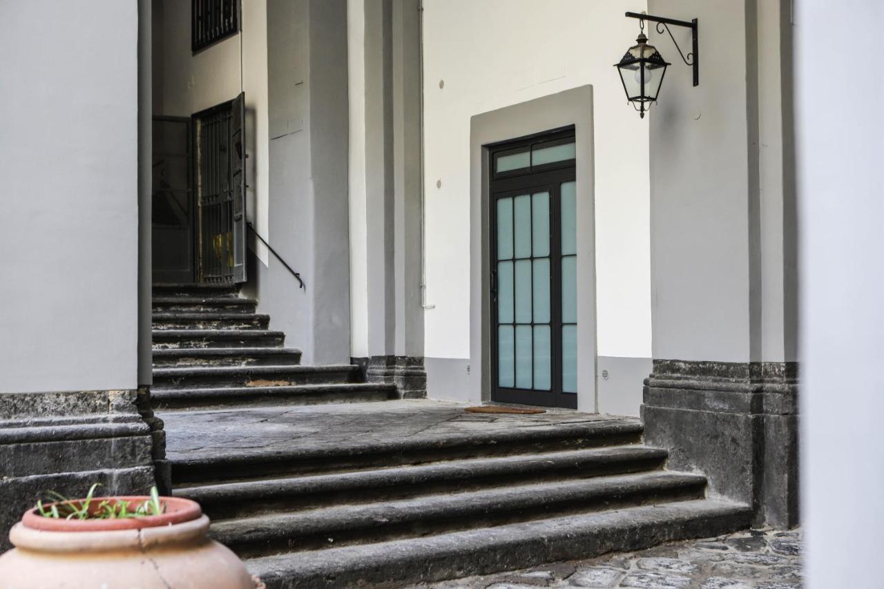 Apartamento Il Loggiato By Wonderful Italy Nápoles Exterior foto